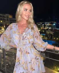 Inga 26 years Dubai 0